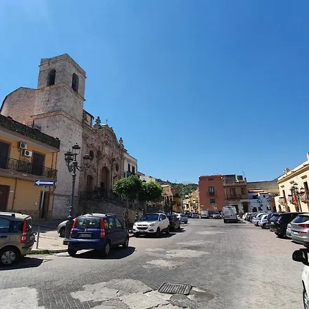 Apartment Little House Palermo Capaci